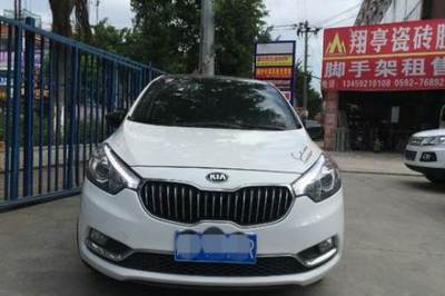 廈門起亞K3 2013款 1.6L 自動GL與腳手架出租服務的奇妙關聯